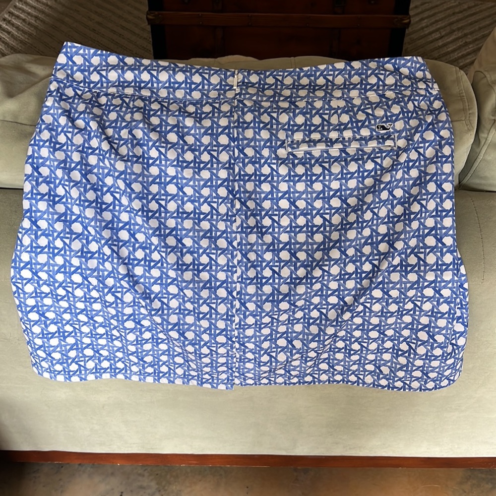 NWT Vineyard Vines Golf Skort - Picture 2 of 7